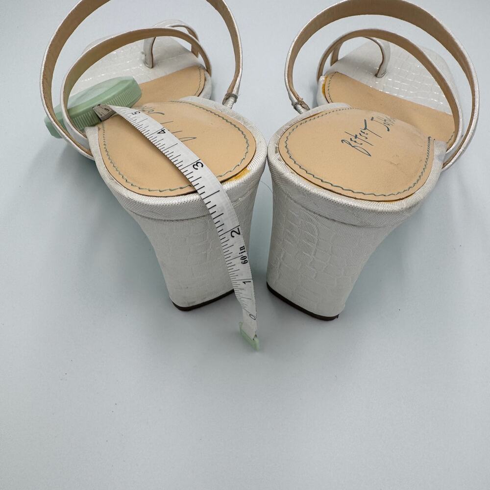Betsey Johnson Anya Heels 8 White Croc Mule Sandals Bridal Y2K Heels Shoes Y2K - Picture 7 of 16
